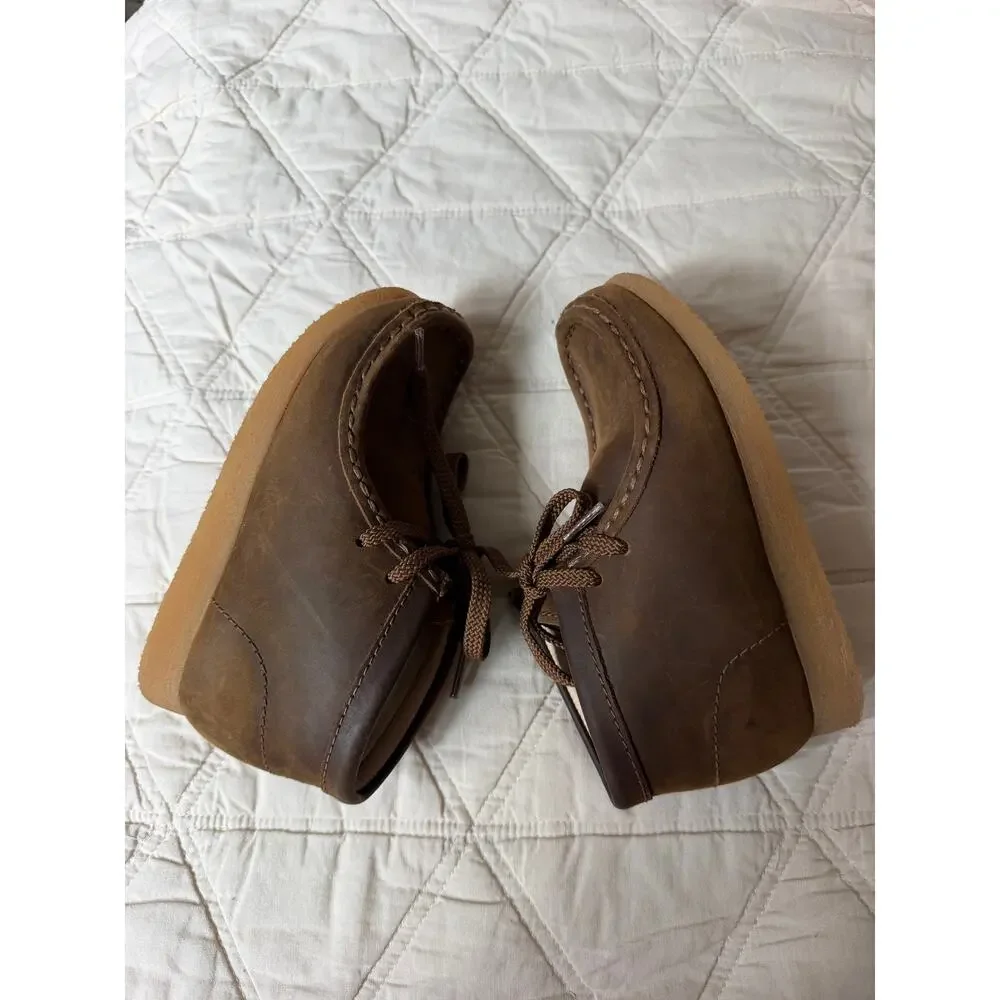 Clarks Wallabee Boot - Little Kid - Beeswax Size 10 Wide